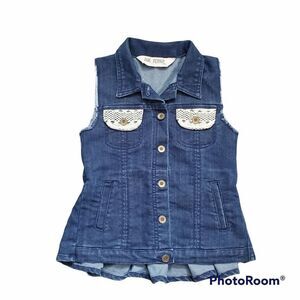 Jak & Peppar Girls Denim and White Crochet Pocket Vest - Size 6